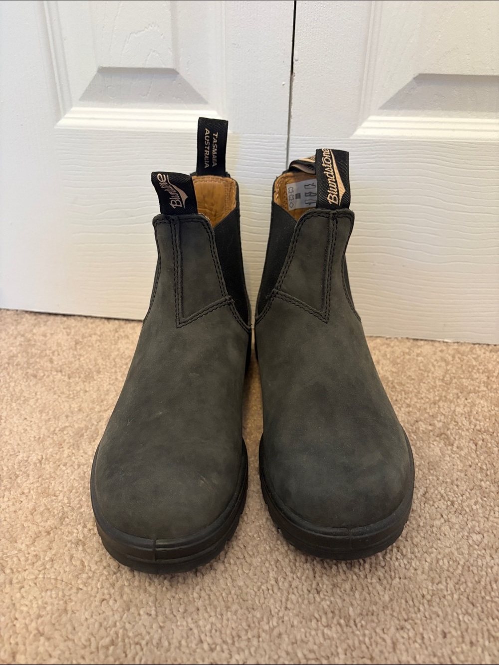 Blundstone Kids Black Chelsea Boots with Pull Tabs